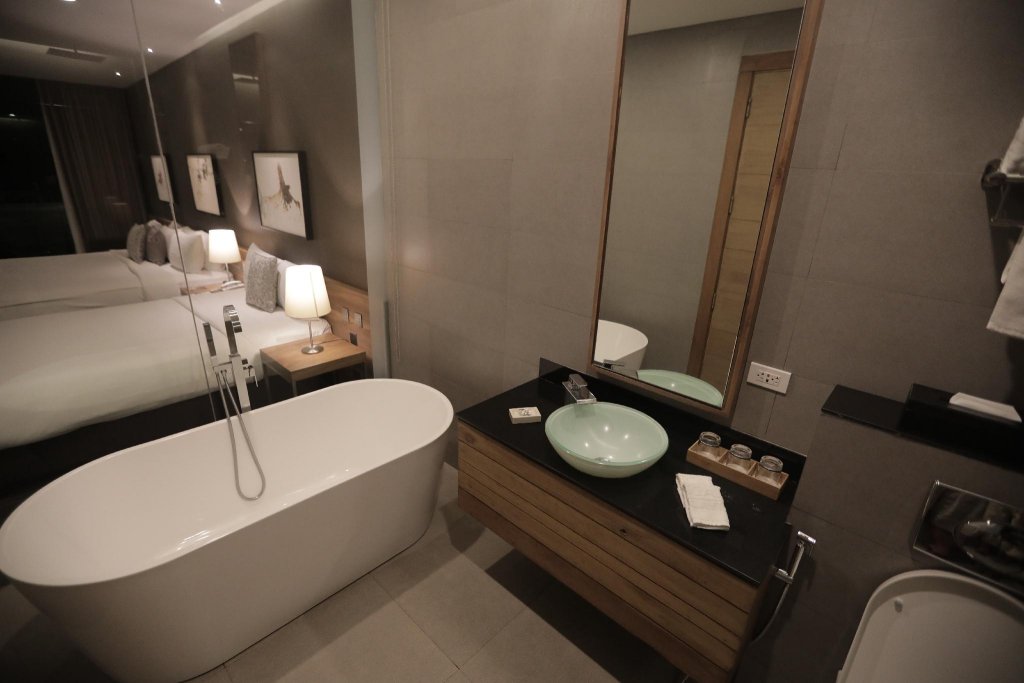 Фото Blowing in the Wind - Lake View Apartments