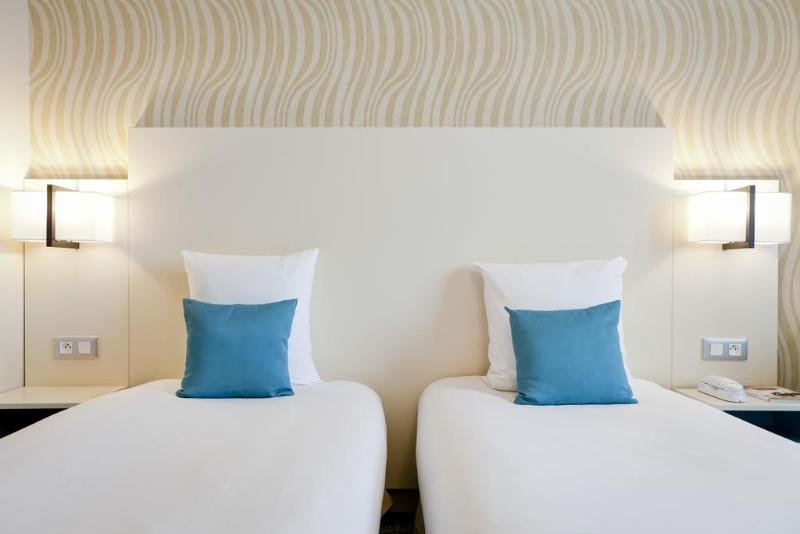 Фото Hôtel des Remparts