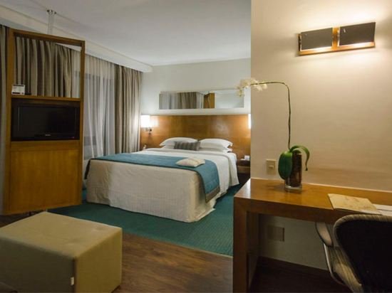 Фото Estanplaza Berrini