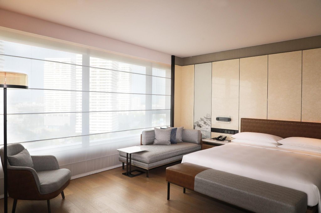 Фото Wuhan Marriott Hotel Hankou