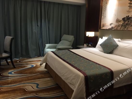 Фото Ramada by Wyndham Wuhan North