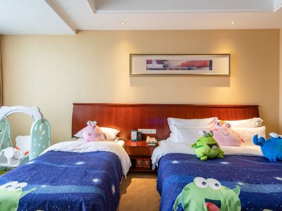 Фото Nade Freedom Hotel