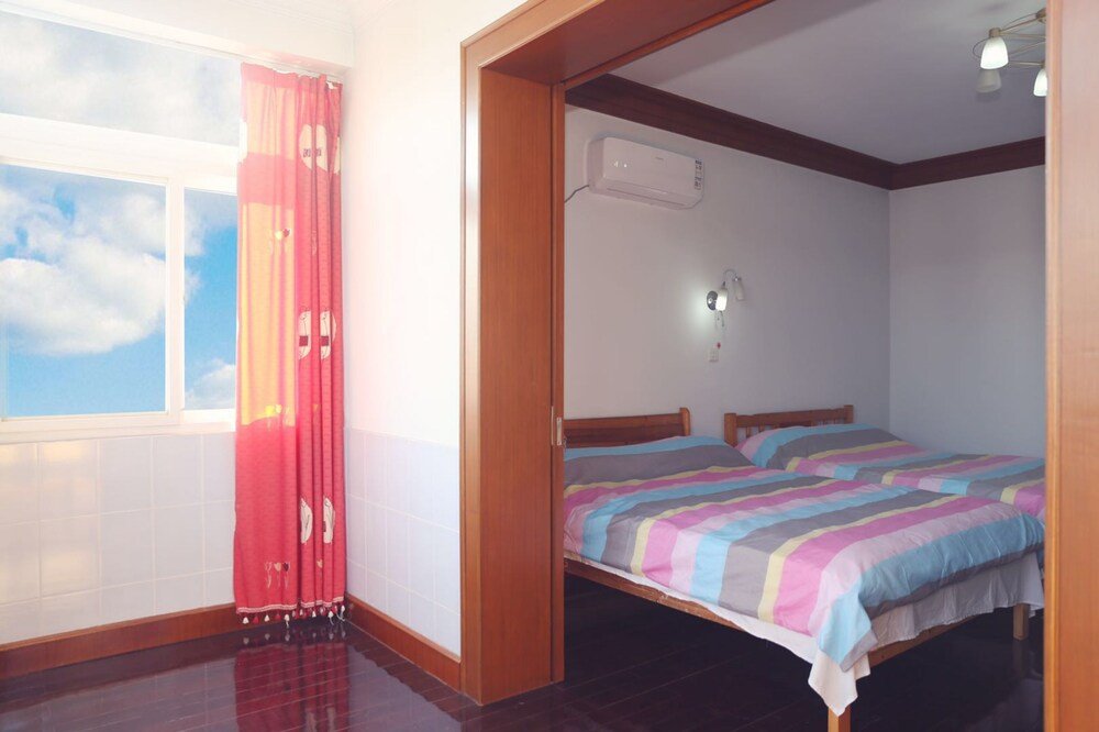 Фото Xixili Disney 2nd Branch