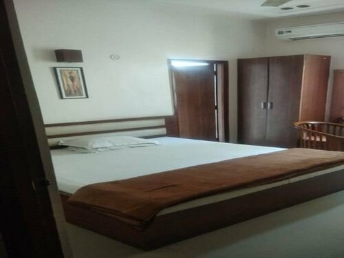 Гостиница Shubham Hotel