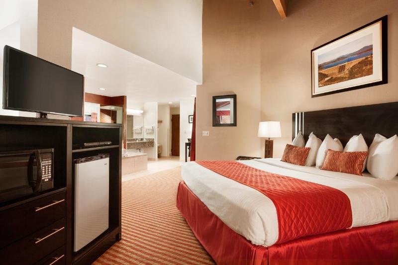 Фото Baymont by Wyndham Anderson