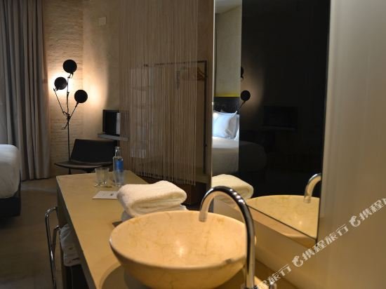 Фото EME Catedral Mercer Hotel
