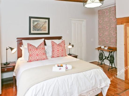 Фото Beaufort Manor Country Lodge