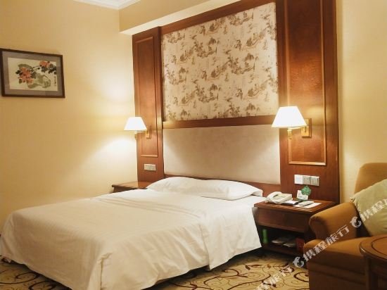 Фото Dongguan Gladden Hotel