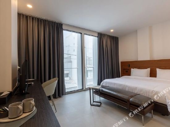 Фото Reno Hotel Bangkok