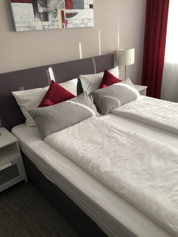 Фото Hotel Restaurant Zum alten Postwagen