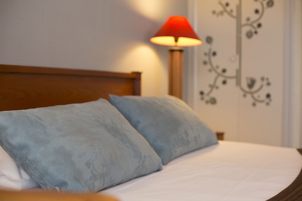 Фото Logis Hotel du Cerf