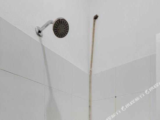 Фото RedDoorz near Stadion Kompyang Sujana Bali