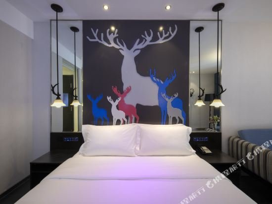Фото Atour Hotel (Changshu Wanda Plaza Changjiang Road)