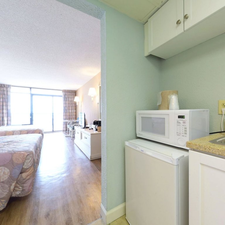 Фото Sandcastle Oceanfront Resort South Beach