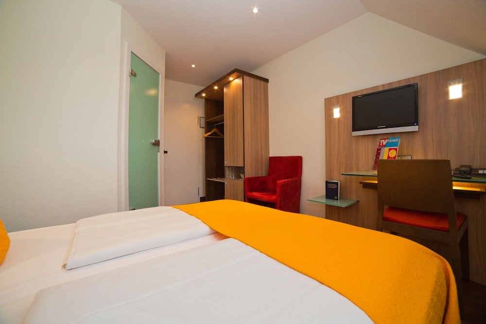 Фото Stadthotel Freiburg