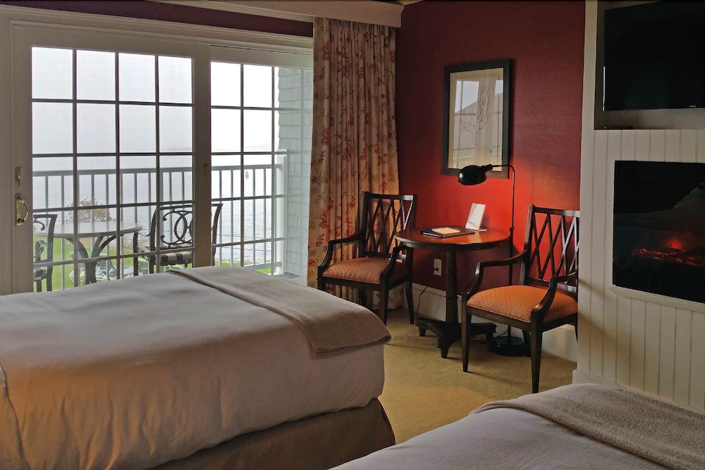 Фото Stage Neck Inn