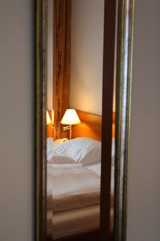 Фото Hotel Konig-Stuben