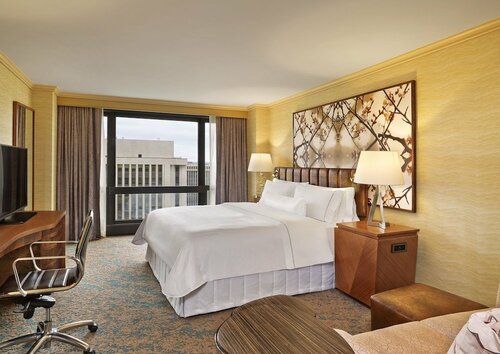 Гостиница The Westin Crystal City Reagan National Airport в Арлингтоне