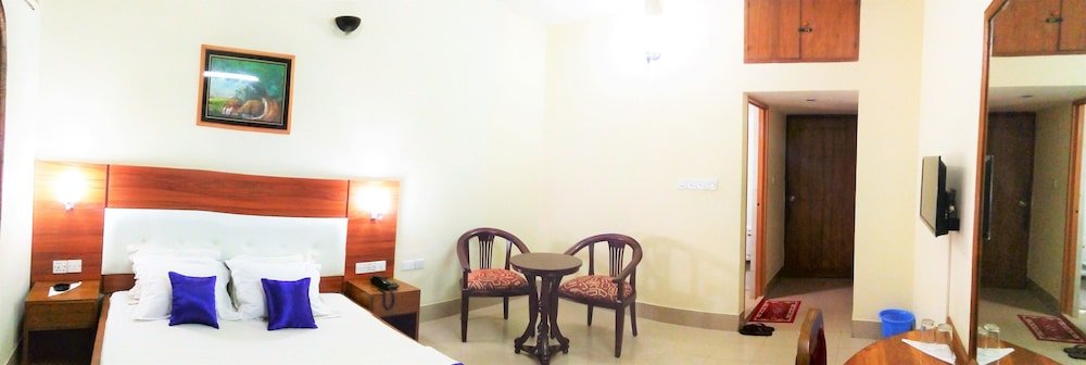 Фото Hotel Supreme