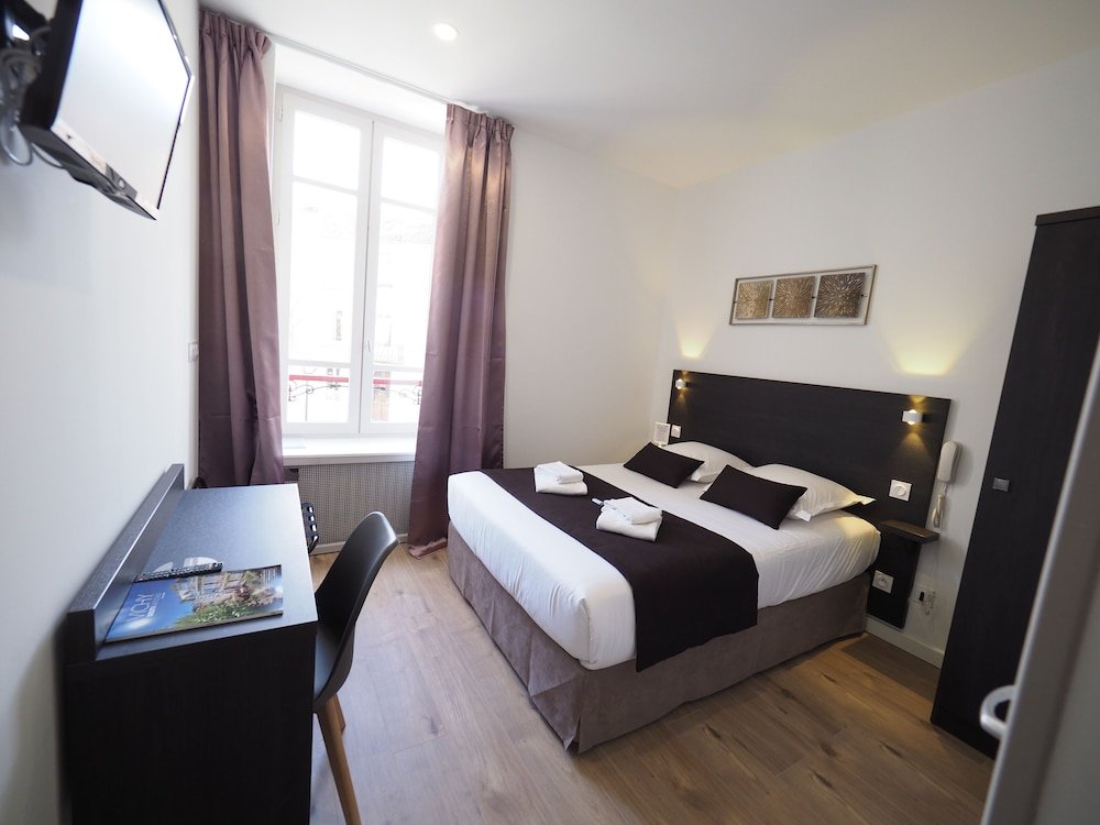 Фото Hotel Le Biarritz Vichy