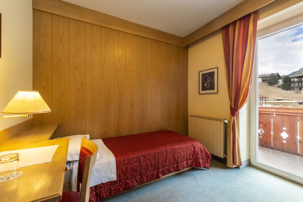 Фото Hotel La Serenella