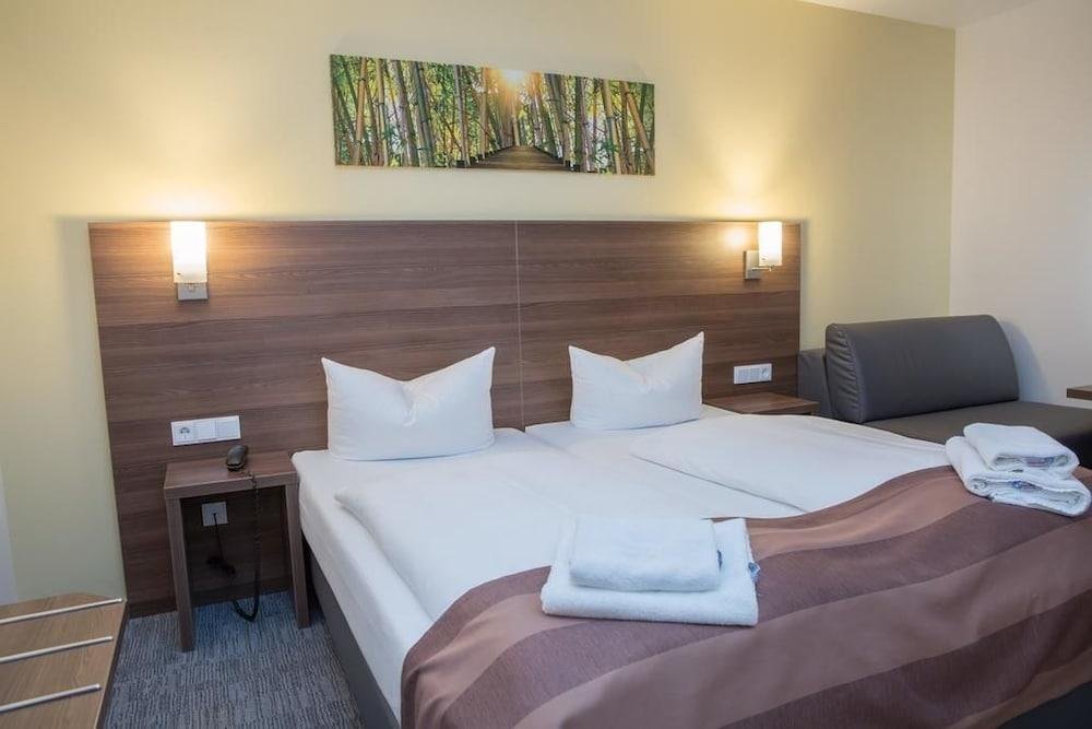 Фото Metro Hotel Frankfurt City by Trip Inn