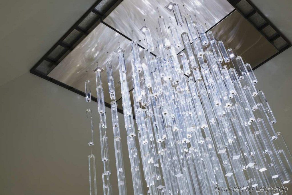 Фото Hilton Winnipeg Airport Suites