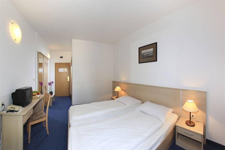 Фото Falkensteiner Hotel Park Punat