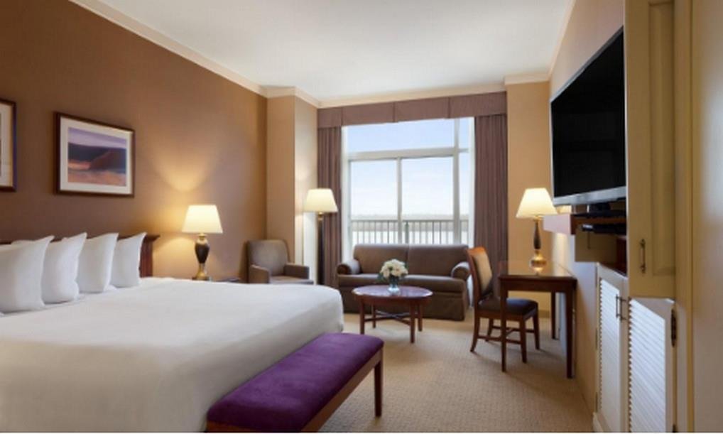 Фото Harrah's Metropolis Hotel & Casino