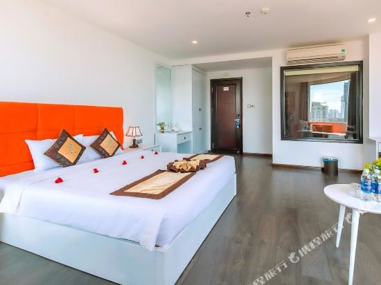 Фото Ocean Haven Hotel