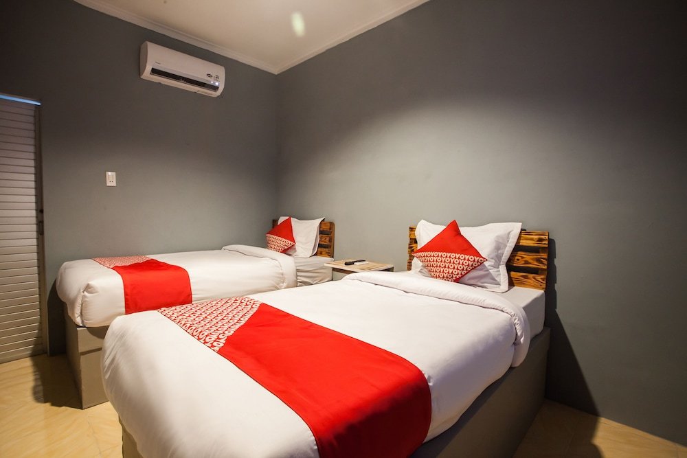 Фото Oyo 990 Stadion Residence Syariah