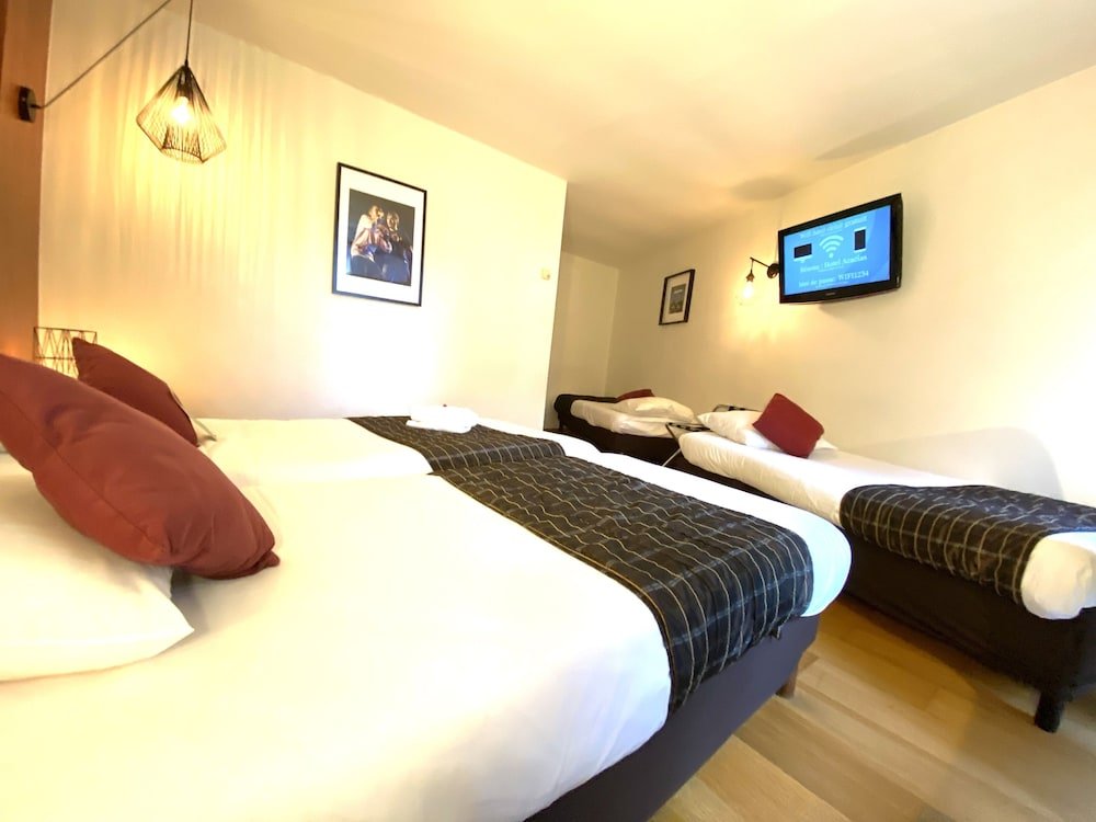Фото Logis Hotel Restaurant des Acacias Lille Tourcoing