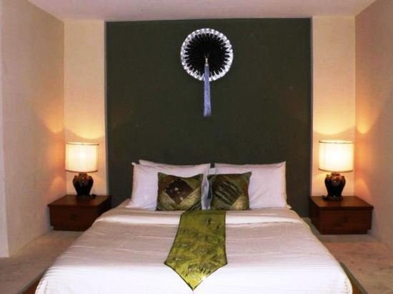 Фото Chateau Dale Boutique Residence