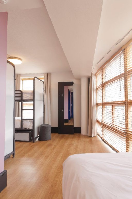 Фото Generator Dublin