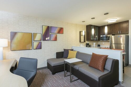 Гостиница Residence Inn Milwaukee West