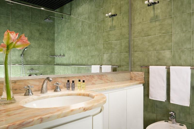 Фото Unaway Hotel & Residence Contessa Jolanda Milano