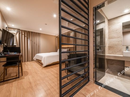 Фото Hotel Star Premier Yeoksam