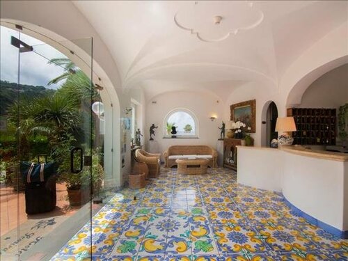 Внешний вид отеля Semiramis Hotel De Charme в Форио, фото 3