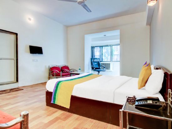 Фото Evergreen Hotel