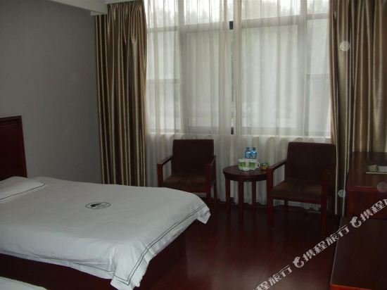 Фото GreenTree lnn huaibei Renmin Road