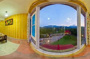 Гостиница Roomy Signature Hotel
