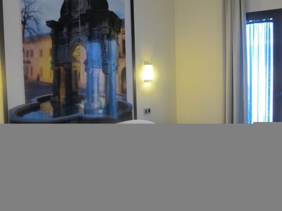 Фото Aznaitin Hostal