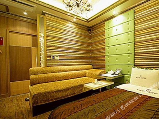 Фото Koam Tourist Hotel