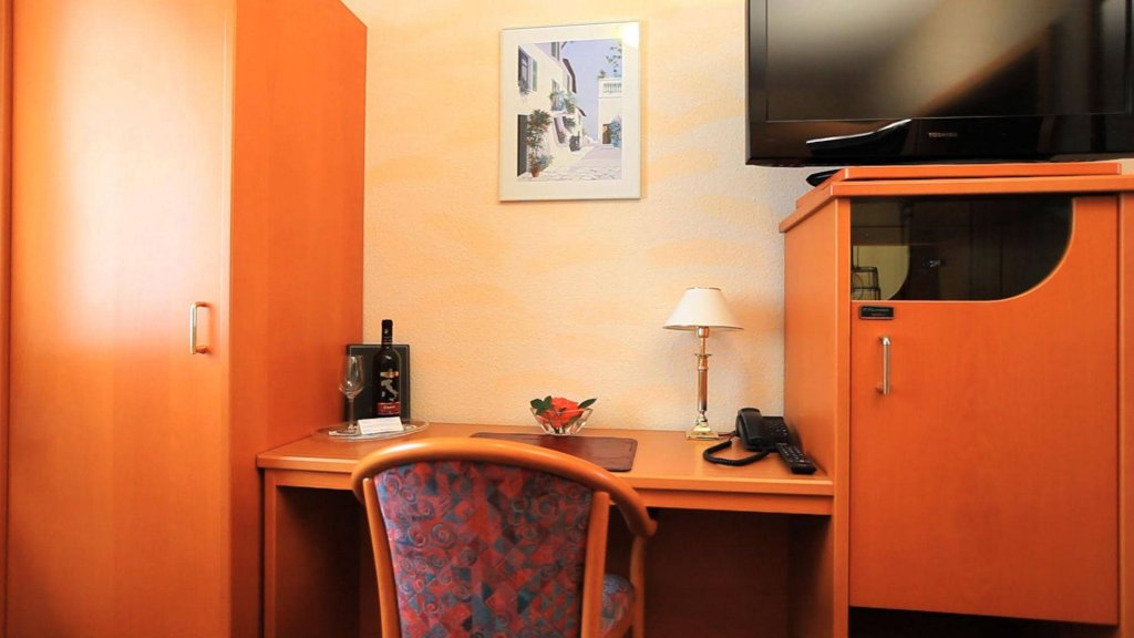 Фото Adesso Hotel Göttingen