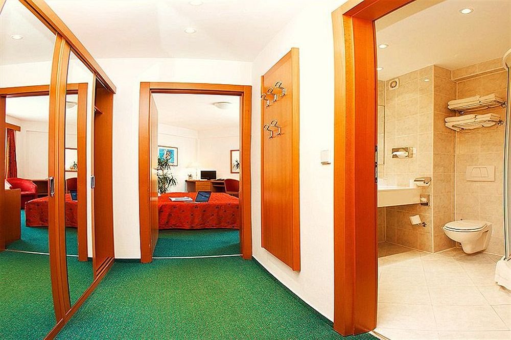 Фото Hotel Troja