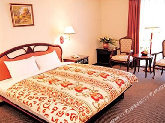 Фото Cheng Pao Hotel