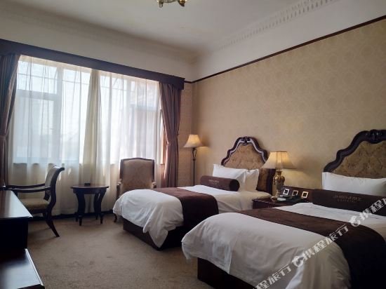 Фото Tianjin First Hotel