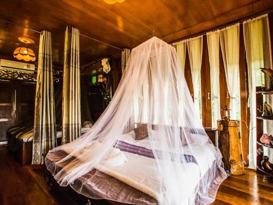 Фото The Antique Riverside