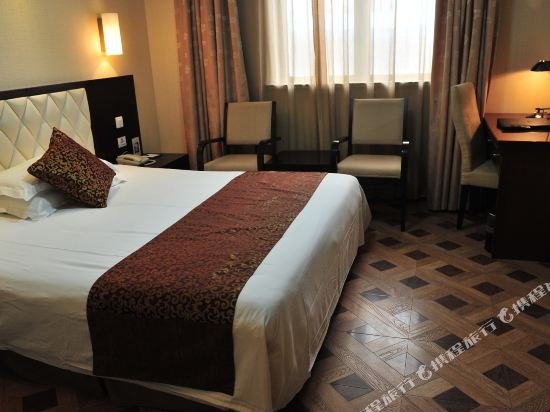 Фото Elegance Bund Hotel