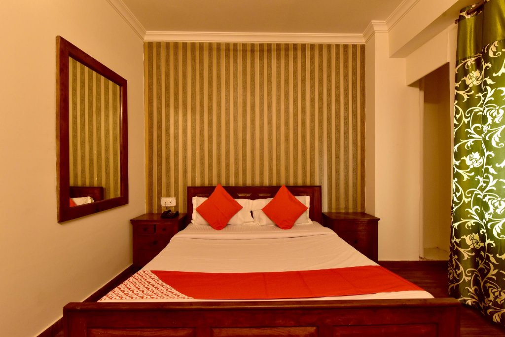 Фото Oyo 22915 C M Regency